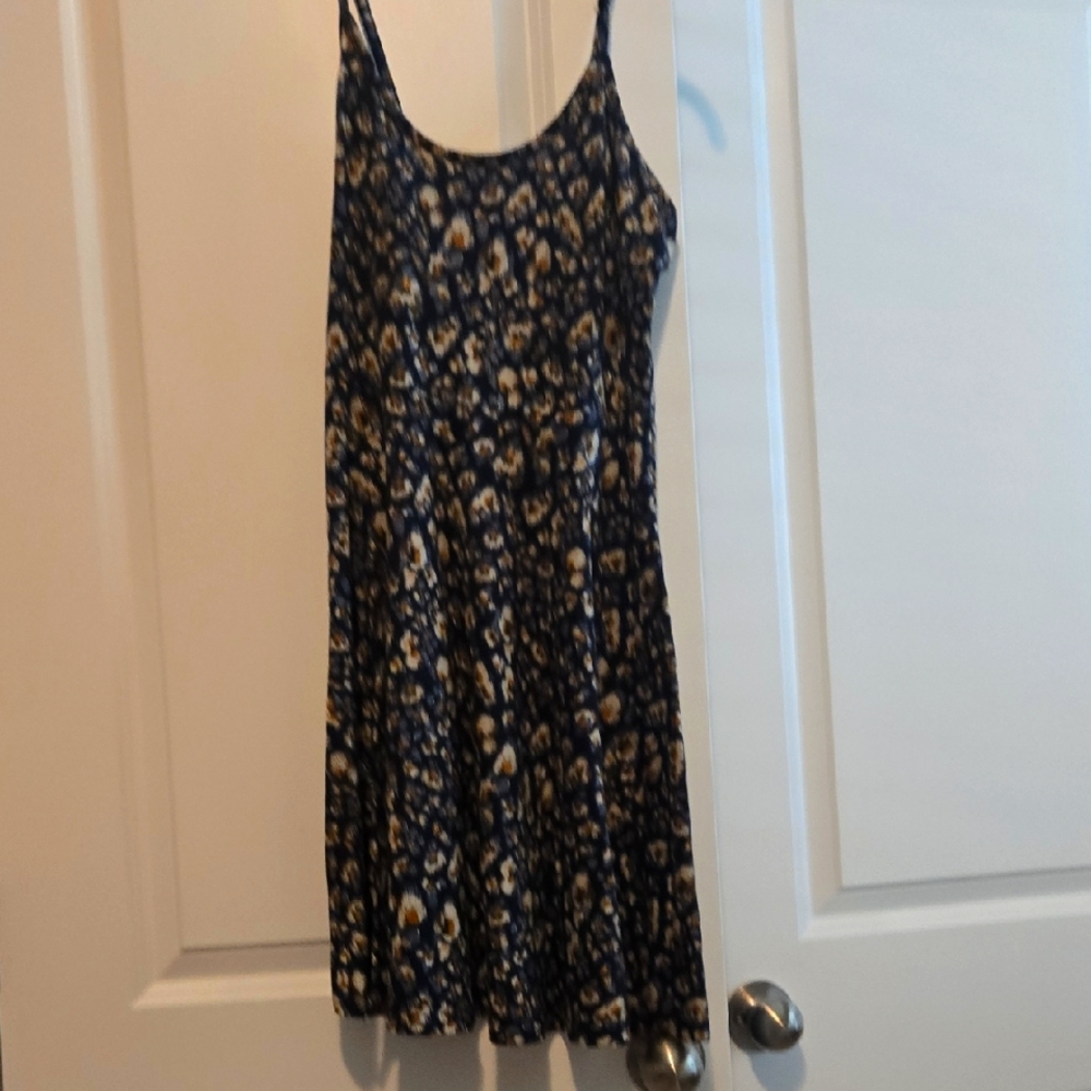 Acevog Navy and Cream Floral Mini Dress